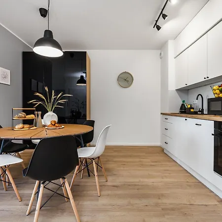 Pilice - Basen, Sauny, Atrakcje Dla Dzieci W Cenie - 250m Hotel apartamentowy