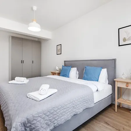 Hotel apartamentowy Pilice - Basen, Sauny, Atrakcje Dla Dzieci W Cenie - 250m 3*