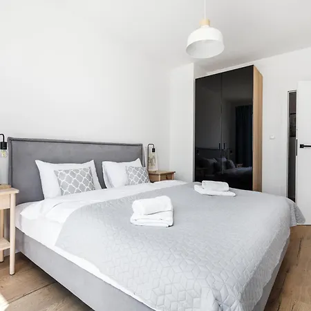 Aparthotel Pilice - Basen, Sauny, Atrakcje Dla Dzieci W Cenie - 250m 3*