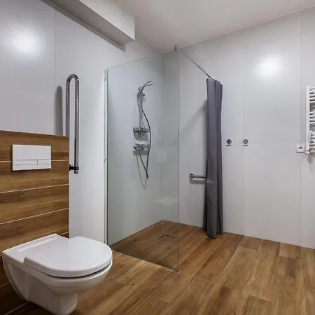 Aparthotel Pilice - Basen, Sauny, Atrakcje Dla Dzieci W Cenie - 250m 3*