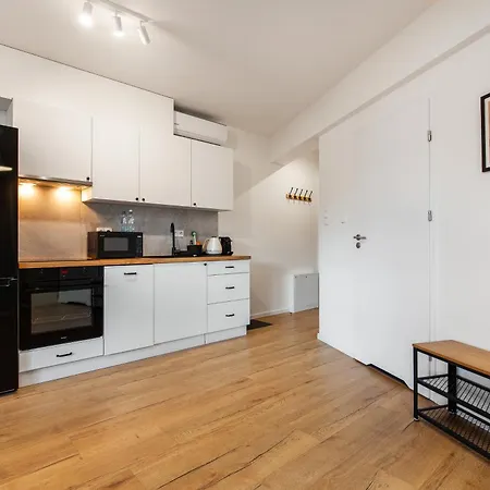 Hotel apartamentowy Pilice - Basen, Sauny, Atrakcje Dla Dzieci W Cenie - 250m